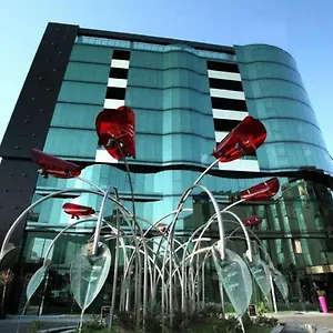 Emirates Aparthotel